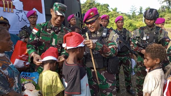 Bantuan Sosial TNI AL Menyambut Hari Raya Natal dan Tahun Baru