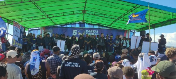 Ribuan Massa Pendukung Partai Nasdem Di Kota Sorong Hadiri Kampanye Terbuka