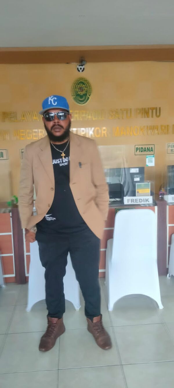 Diduga Lakukan Penipuan, Kontraktor Ancam Lapor Mantan Plt.Kadis PUPR Papua Barat ke APH