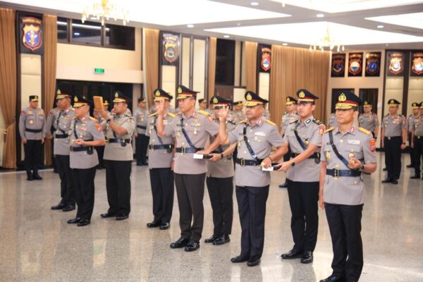 Kapolri Lantik Kapolda Papua Barat Daya dan Kapolda Papua Tengah