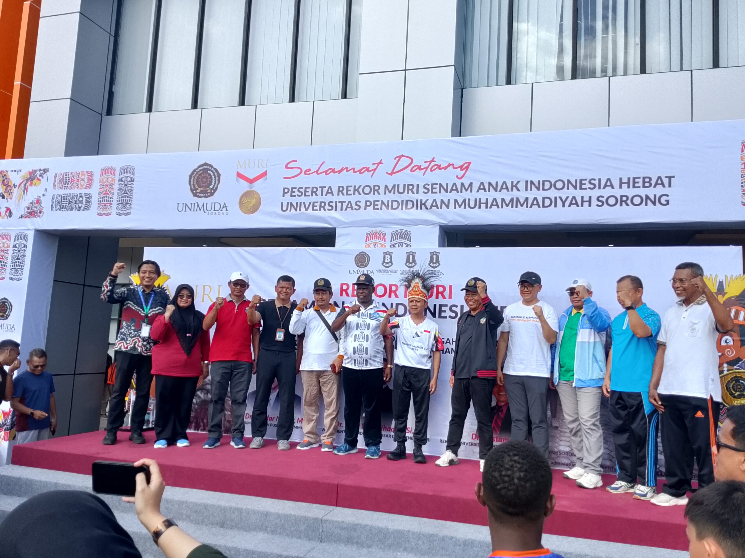 Unimuda Sorong Pecahkan Rekord MURI Gelar Senam Hebat Indonesia Terbanyak