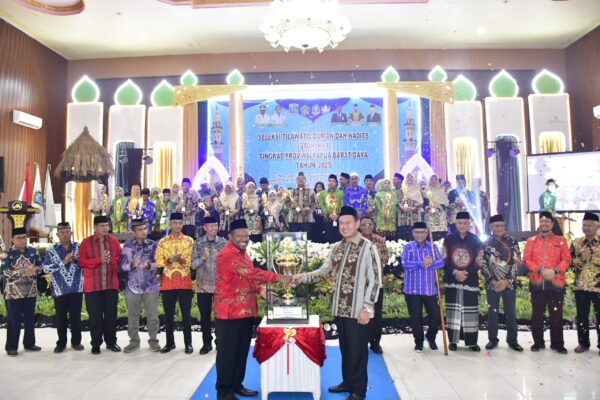 Cetak Generasi Qur’an, Aspers Danpasmar 3 Hadiri Penutupan STQH Ke-1 Tingkat Provinsi PBD