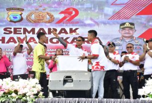 Semarak HUT ke-79 Bhayangkara, Pasmar 3 Borong Hadiah Doorprize