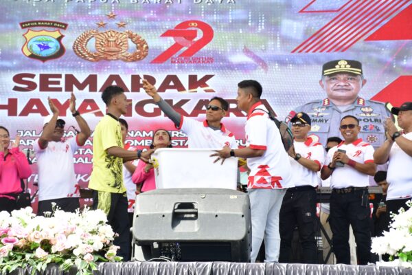 Semarak HUT ke-79 Bhayangkara, Pasmar 3 Borong Hadiah Doorprize