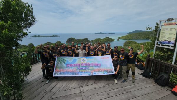 Hari Ke-2 Family Gathering, Pasmar 3 Kunjungi Situs Geopark di Raja Ampat