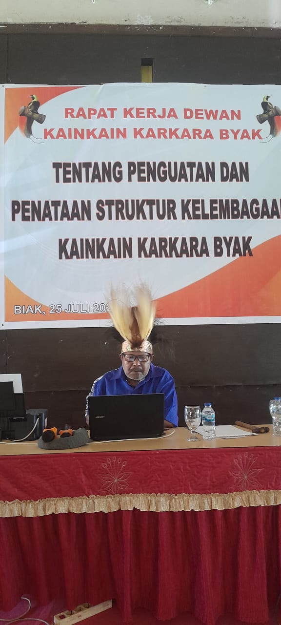 Perkuat Kelembagaan Adat, Kain Karkara Biak Gelar Rapat Penguatan dan Penataan Struktur Organisasi