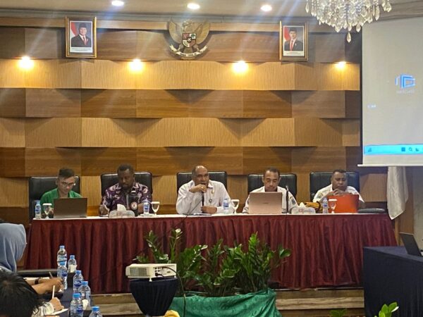 Pemprov Papua Barat Bahas Dokumen AMDAL Rencana Perkebunan Sawit di Teluk Bintuni