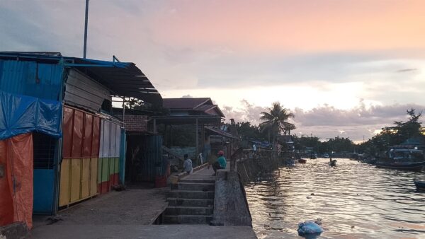 Warga Minta Pangkalan BBM Ilegal di Remu Selatan Segera Ditutup karena Berpotensi Kebakaran