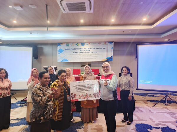 Dukung Generasi Papua Sehat dan Cerdas, Pertamina EP Papua Field Serahkan Fasilitas Pengasuhan Anak Usia Dini untuk BKKBN Papua Barat