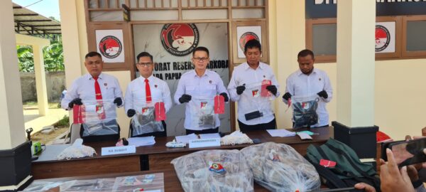 Ditresnarkoba Polda PBD Tangkap Peredaran Sabu dan Ganja di Sorong