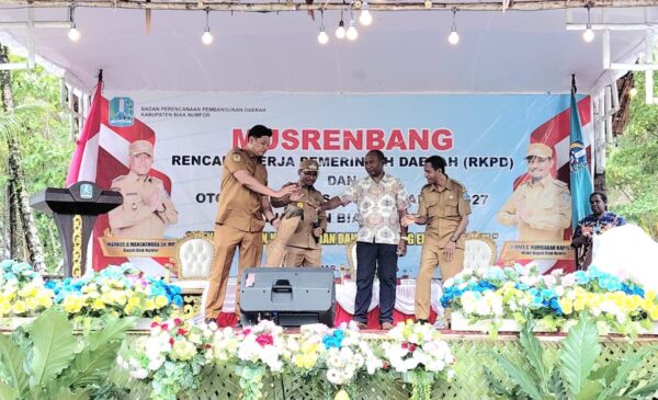 Wakil Bupati Biak Numfor Resmi Tutup Musrenbang RKPD 2027