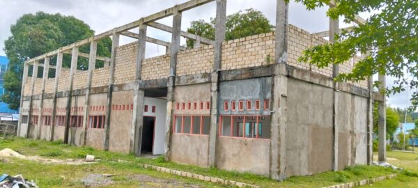 LP-KPK Soroti Proyek Mangkrak SMA YPK 1 Biak: Bangunan Lantai II Terhenti Sejak 2024, Transparansi Anggaran Dipertanyakan