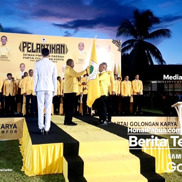 Ketua DPD Partai Golkar Papua Matius Fakhiri Lantik Pengurus Golkar Biak Numfor, Markus Mansnembra Resmi Nahkodai Partai