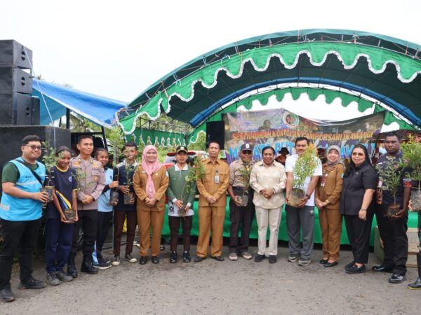 Polda Papua Barat Daya Hadiri Aksi Penanaman 5.000 Bibit Pohon Peringati Hari Lingkungan Hidup Sedunia 2026