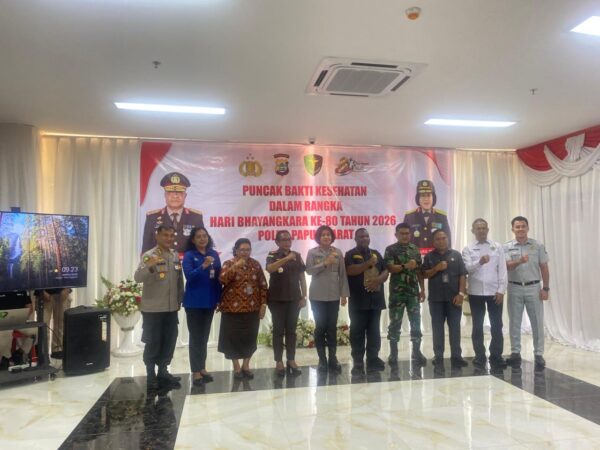Puncak Bakti Kesehatan Hari Bhayangkara ke-80, Polda Papua Barat Layani Lebih dari Seribu Warga
