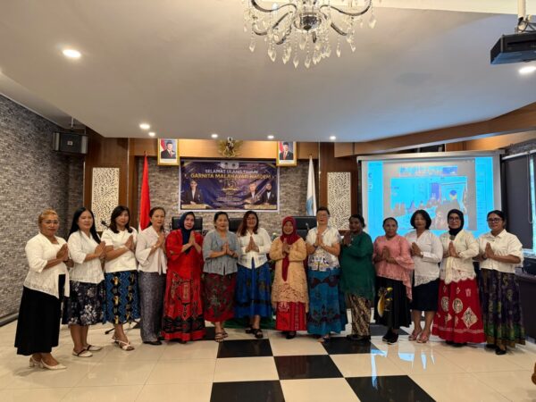 GARNITA MALAHAYATI NASDEM PAPUA BARAT PERINGATI HUT KE-15, TEGUHKAN KOMITMEN BERKARYA UNTUK PEREMPUAN, KELUARGA, DAN BANGSA