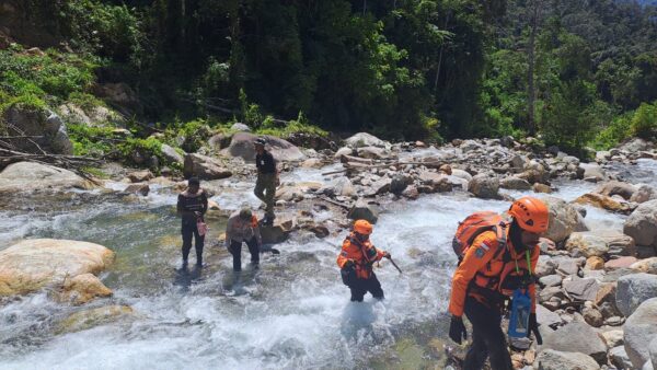 Pencarian Korban Hanyut di Air Terjun Memti Masuki Hari Kelima, Tim SAR Gabungan Belum Temukan Yanto Idorway
