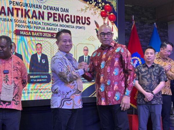 Kapolda Audie Latuheru Hadiri Pelantikan Pengurus PSMTI Papua Barat Daya Periode 2026–2030