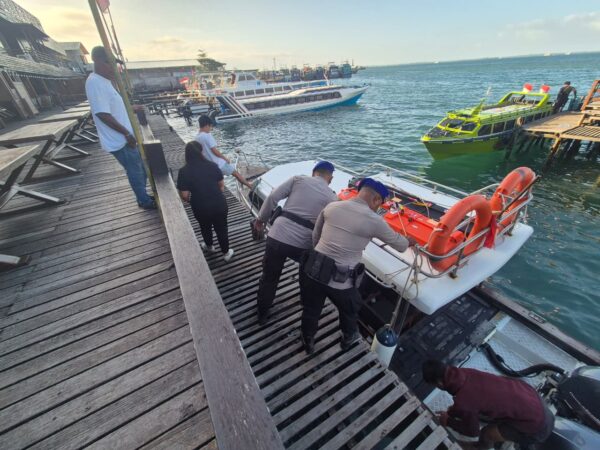 Tourist Police Ditpolairud Polda Papua Barat Daya Perketat Pengamanan Dermaga, Wisatawan Merasa Lebih Aman