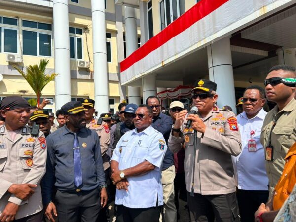 Aksi Unjuk Rasa Masyarakat Maybrat Berlangsung Aman dan Kondusif, Kapolda Pastikan Penyelidikan Berjalan Tuntas
