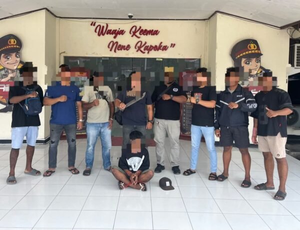 Tim Mangewang Bekuk Pria Diduga Aniaya Warga dengan Parang di Sorong