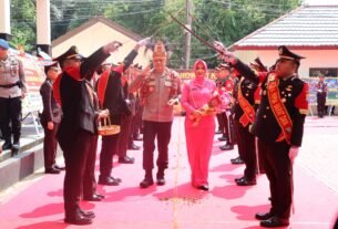 Estafet Kepemimpinan Polda Papua Barat Daya Bergulir, Brigjen Hengki Haryadi Disambut dalam Apel Kehormatan