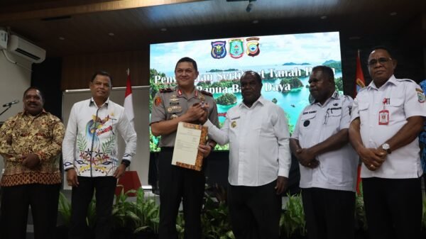 Pemkab Sorong Hibahkan 10 Hektare untuk Mako Polda PBD, Kapolda Ungkap Kekurangan Personel Baru 42 Persen